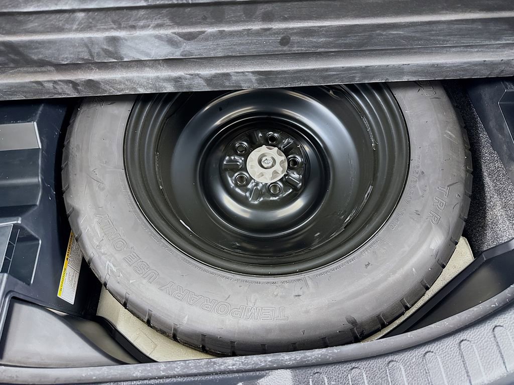 Certified 2018 Toyota RAV4 Limited w/ Advanced Technology Package image 36