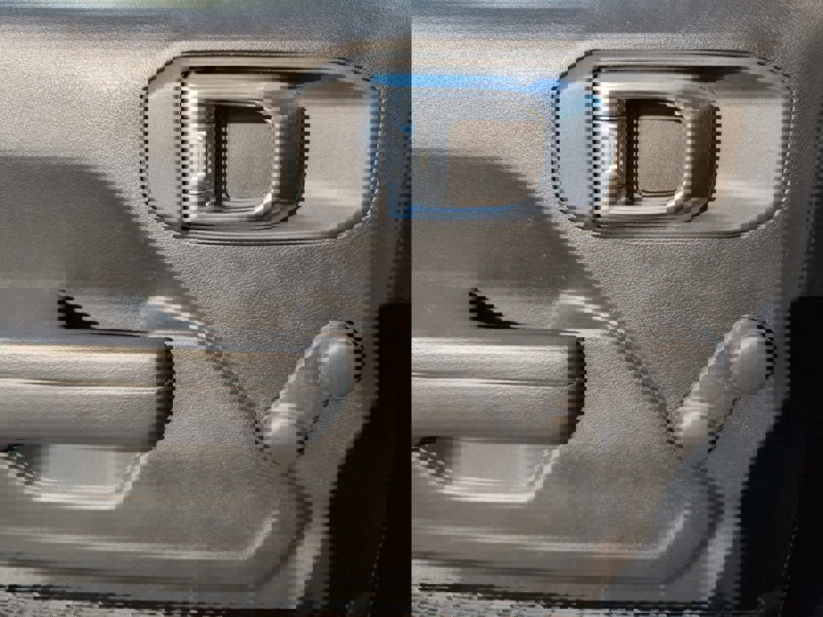 Used 2023 Jeep Gladiator Sport w/ Trailer Tow Package image 14