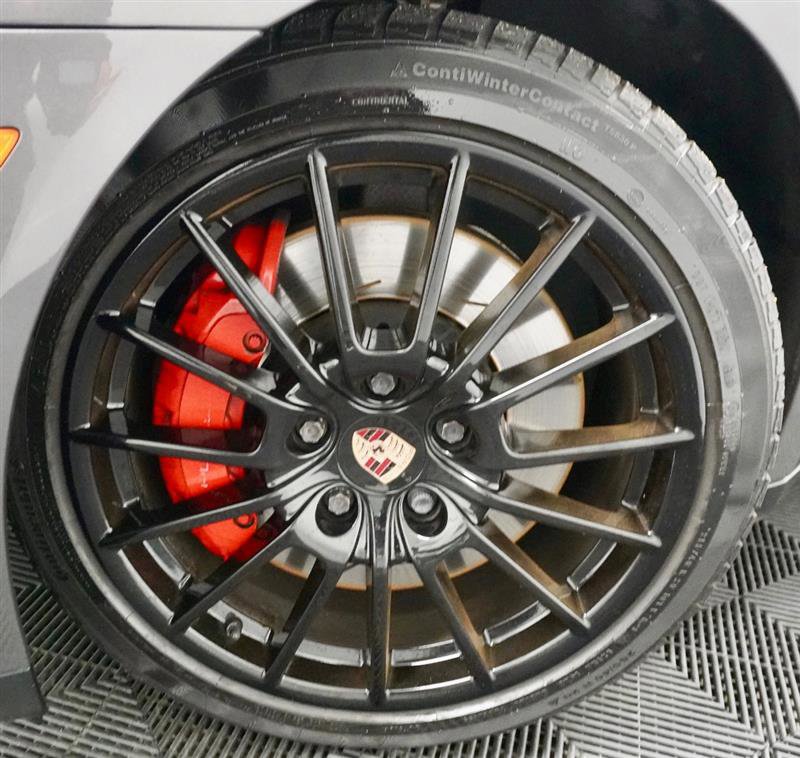 Used 2014 Porsche Panamera GTS AWD/4WD image 3