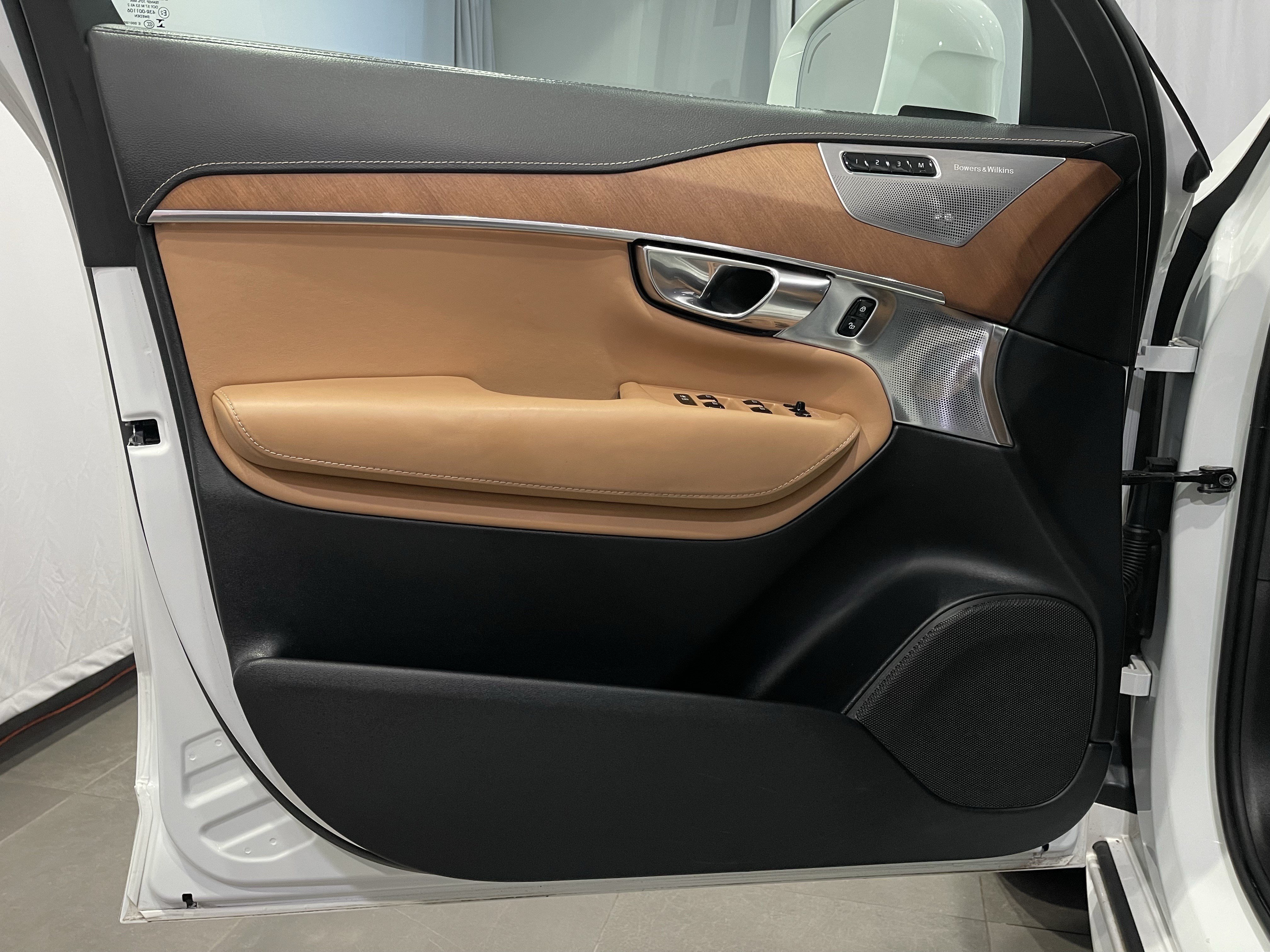 Used 2019 Volvo XC90 T6 Inscription w/ Advanced Package AWD/4WD image 12