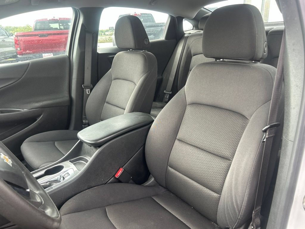 Used 2023 Chevrolet Malibu LS FWD image 15