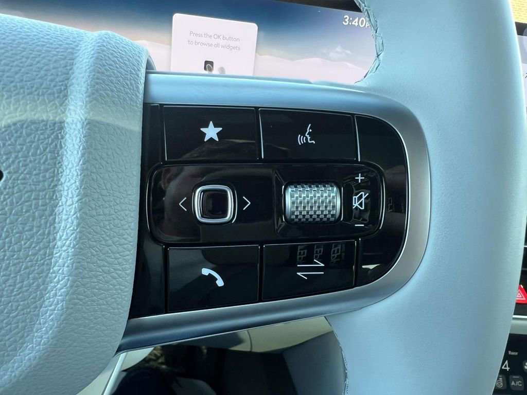 Certified 2026 Genesis GV70 2.5T Advanced image 22