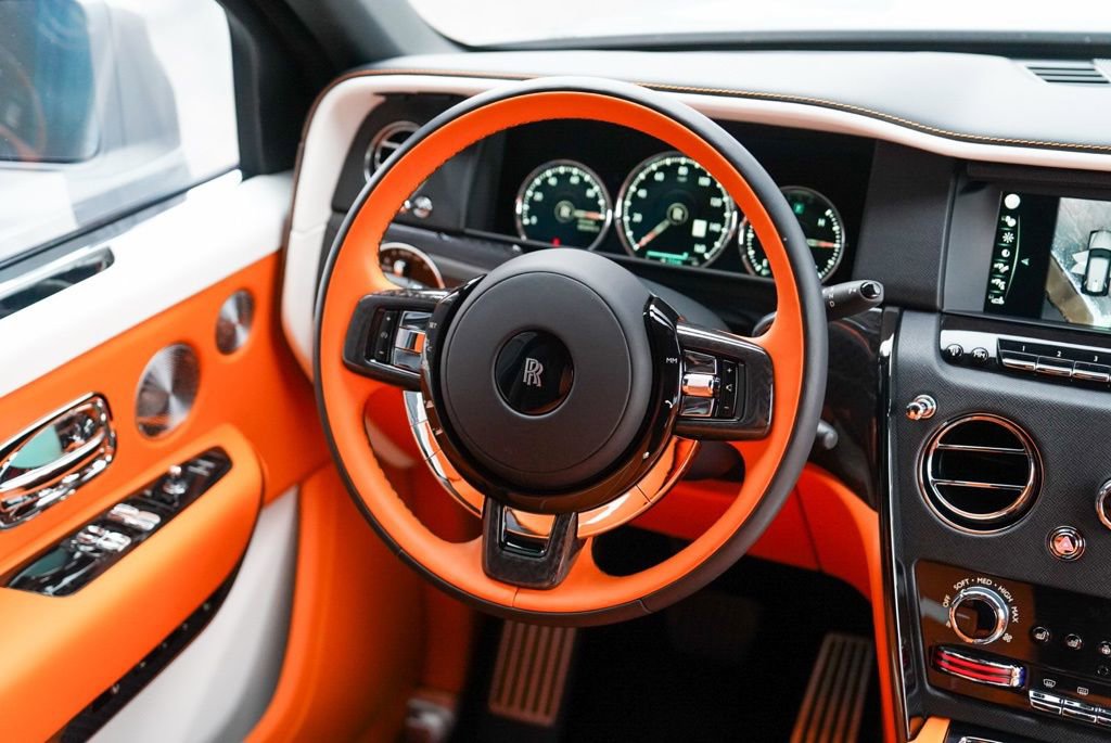 Certified 2024 Rolls-Royce Cullinan Black Badge w/ Driver's Package image 21