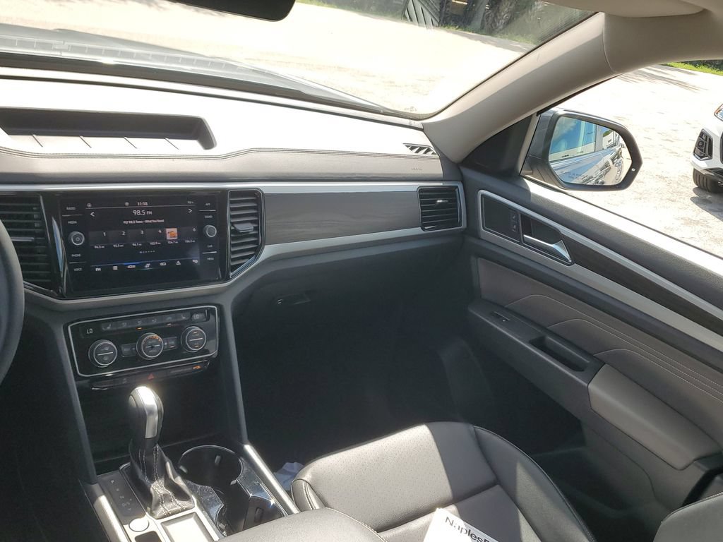 Certified 2023 Volkswagen Atlas SE FWD image 22