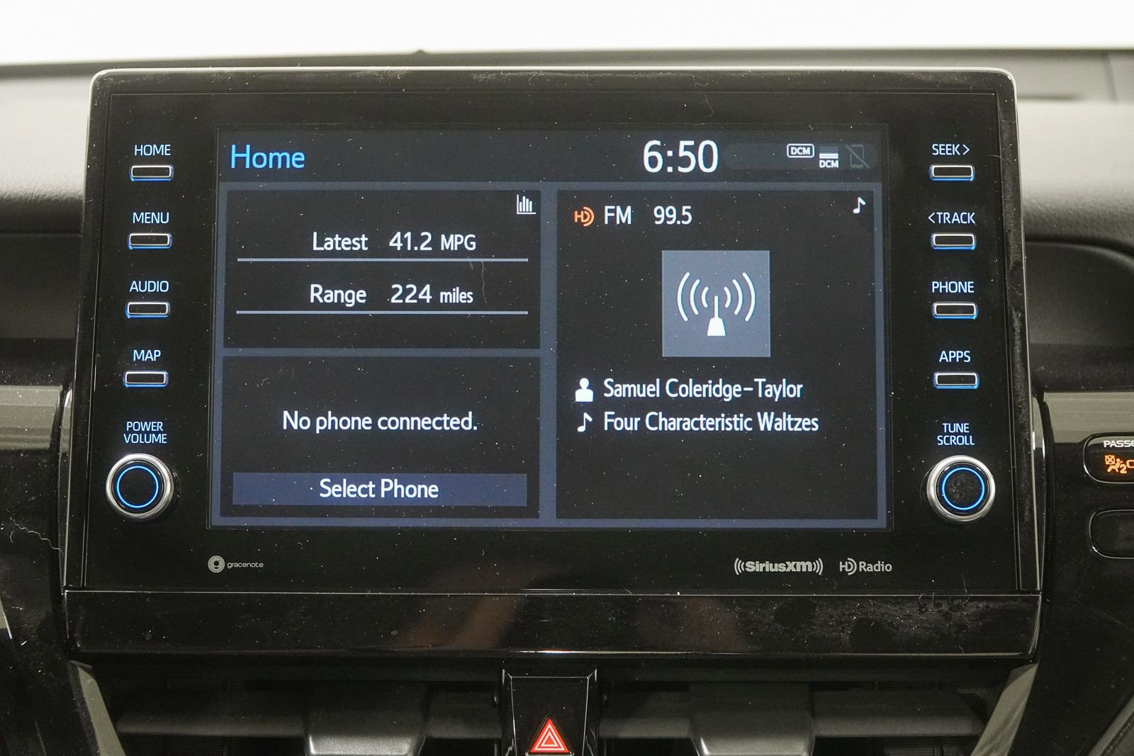 Used 2022 Toyota Camry XSE w/ Cold Weather Package FWD image 28