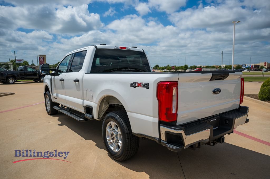 Used 2025 Ford F250 XLT AWD/4WD image 5