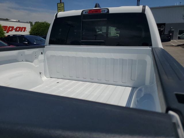 Used 2024 RAM 1500 Laramie AWD/4WD image 11