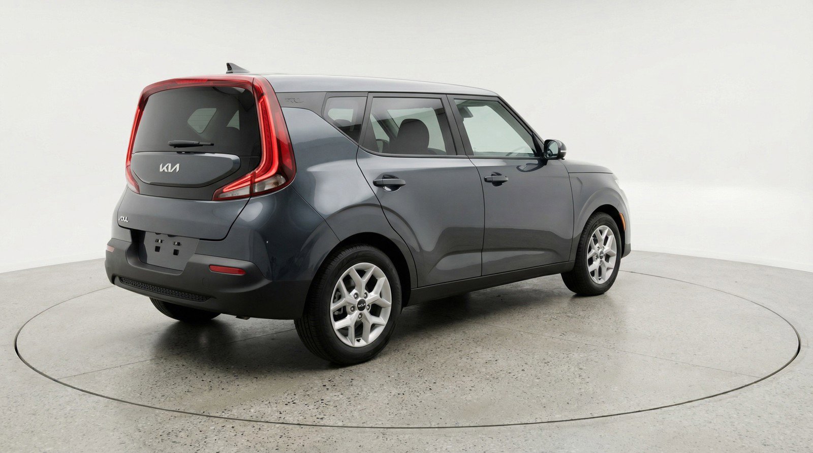 Used 2025 Kia Soul LX w/ LX Technology Package image 9