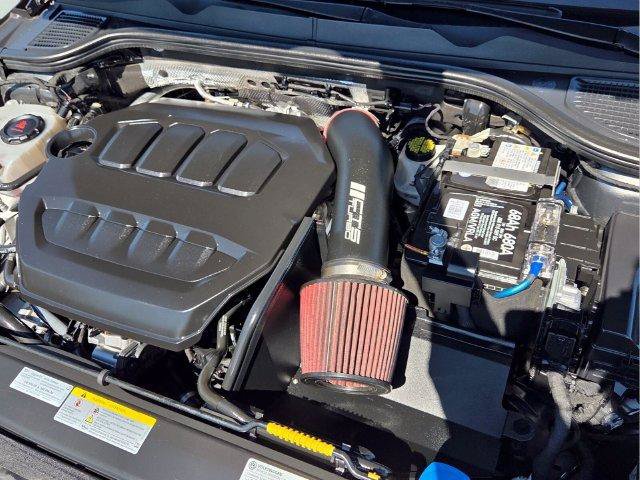 Used 2022 Volkswagen GTI SE FWD image 21