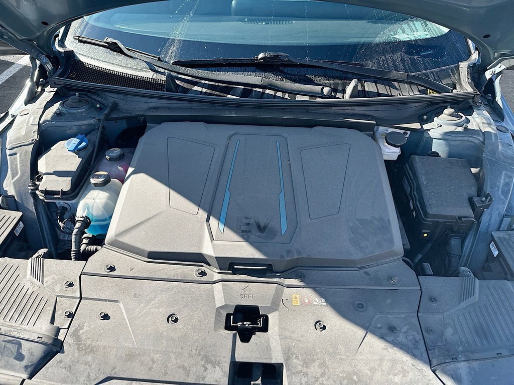 Used 2022 Hyundai Ioniq 5 SE w/ Cargo Package image 33