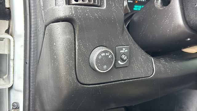 Used 2017 Chevrolet Express 3500 RWD image 10