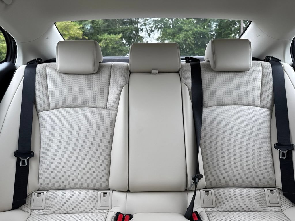 Certified 2023 Lexus ES 250 w/ Premium Package AWD/4WD image 18