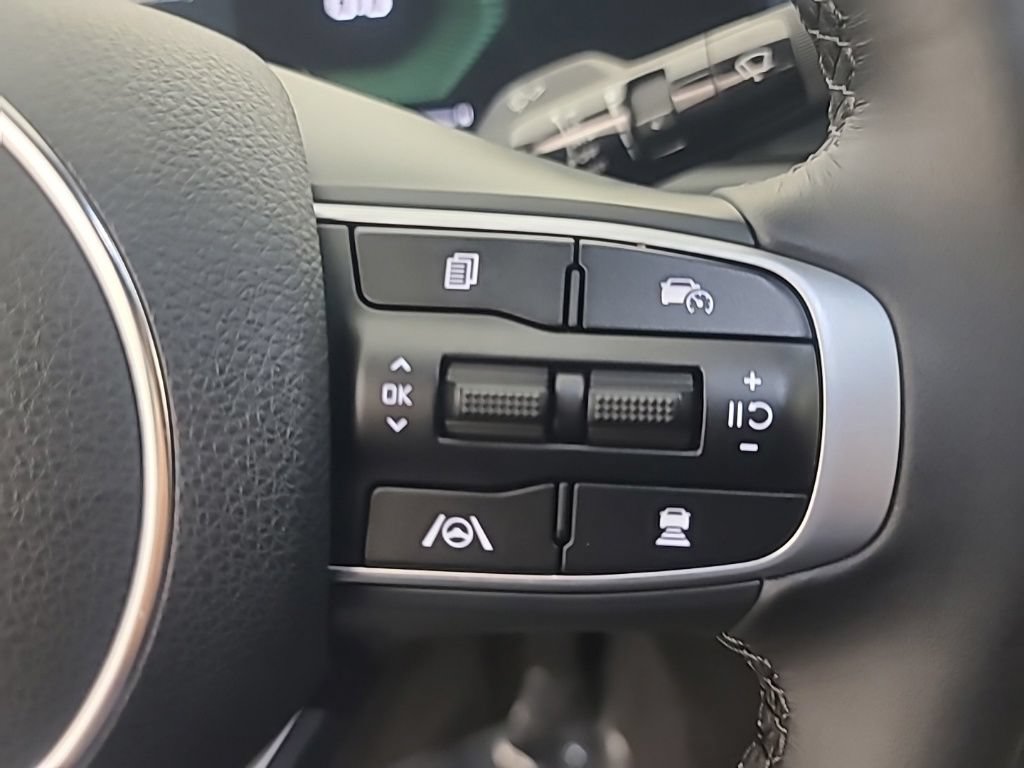 Used 2025 Kia K5 GT-Line w/ GT-Line Premium Package AWD/4WD image 30