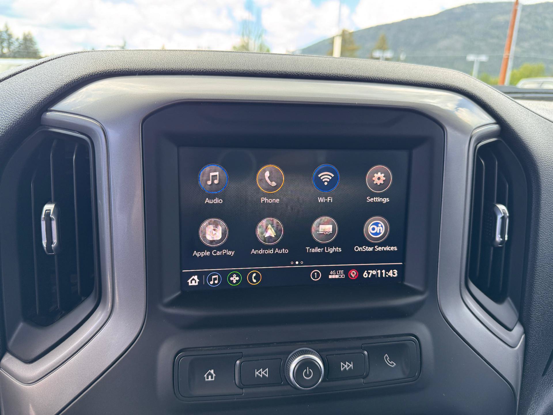 Used 2022 Chevrolet Silverado 1500 Custom Trail Boss AWD/4WD image 26