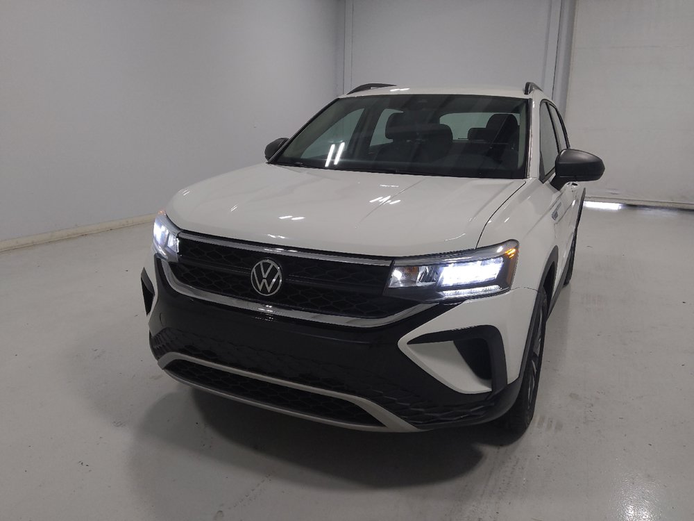 Used 2024 Volkswagen Taos S FWD image 15