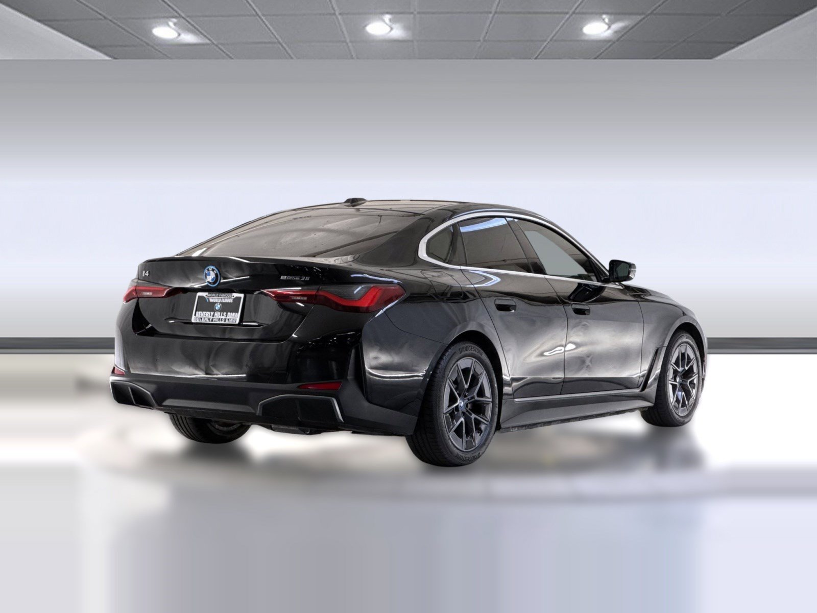 Used 2023 BMW i4 eDrive35 w/ Premium Package RWD image 8