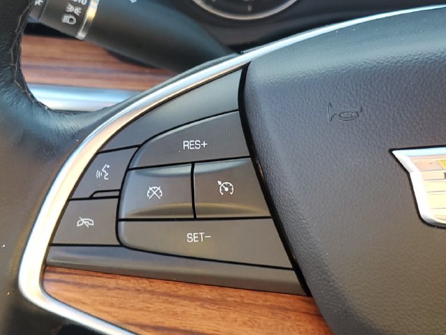 Certified 2024 Cadillac XT5 Premium Luxury w/ LPO, Floor Liner Package AWD/4WD image 20