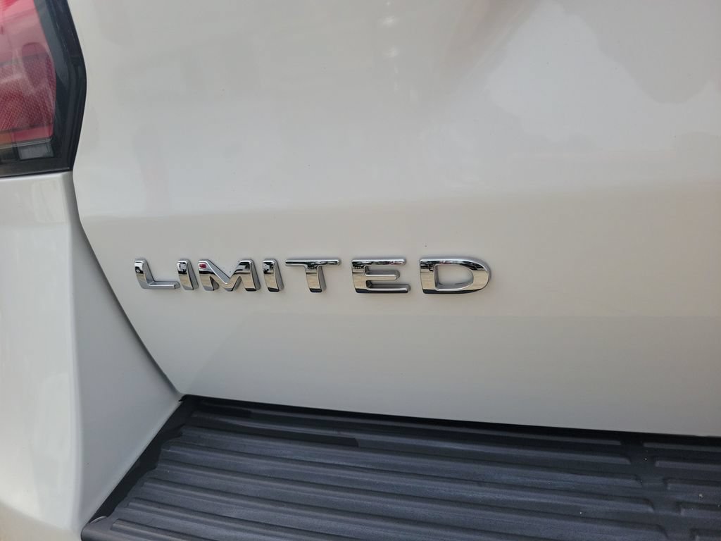 Used 2020 Ford Expedition Max Limited w/ Equipment Group 302A RWD image 11