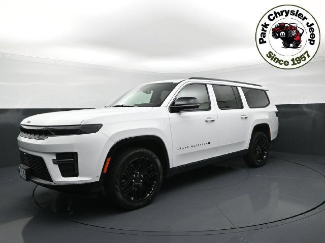 New 2026 Jeep Grand Wagoneer L Limited AWD/4WD image 2
