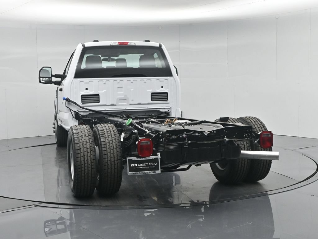New 2026 Ford F350 XL w/ XL Chrome Package RWD image 22