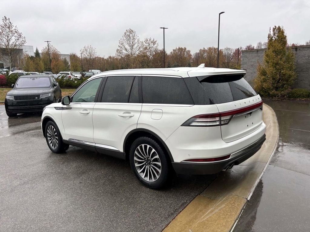 Used 2020 Lincoln Aviator Reserve w/ Equipment Group 201A image 5