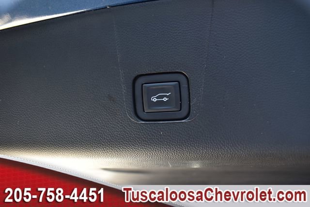 Used 2023 Chevrolet Traverse LT image 9