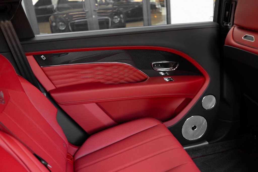 New 2025 Bentley Bentayga Extended Wheelbase image 32