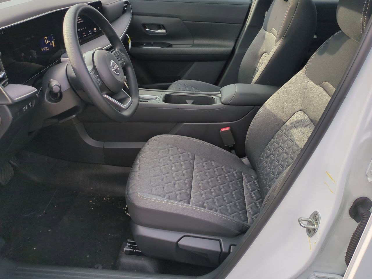 New 2026 Nissan Kicks SV w/ SV Premium Package FWD image 15