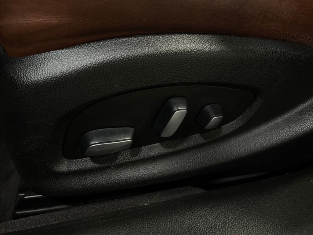 Used 2019 Cadillac XTS Luxury w/ Driver Awareness Package image 19