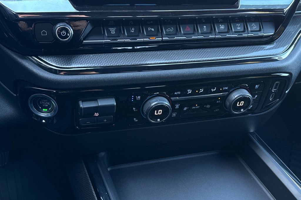 Certified 2024 Chevrolet Silverado 2500 ZR2 w/ ZR2 Bison Edition AWD/4WD image 24