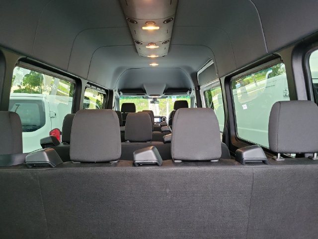 Used 2025 Mercedes-Benz Sprinter 2500 image 7