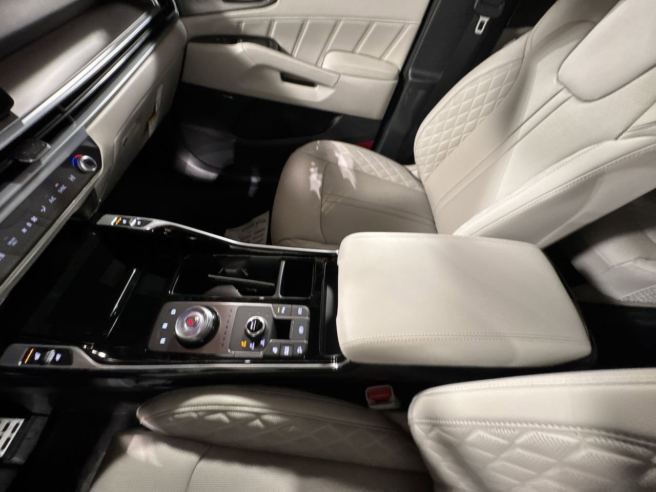 New 2026 Kia Sorento SX Prestige image 28