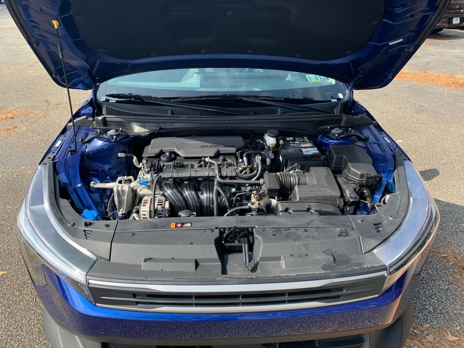 Used 2025 Kia K4 LXS image 32