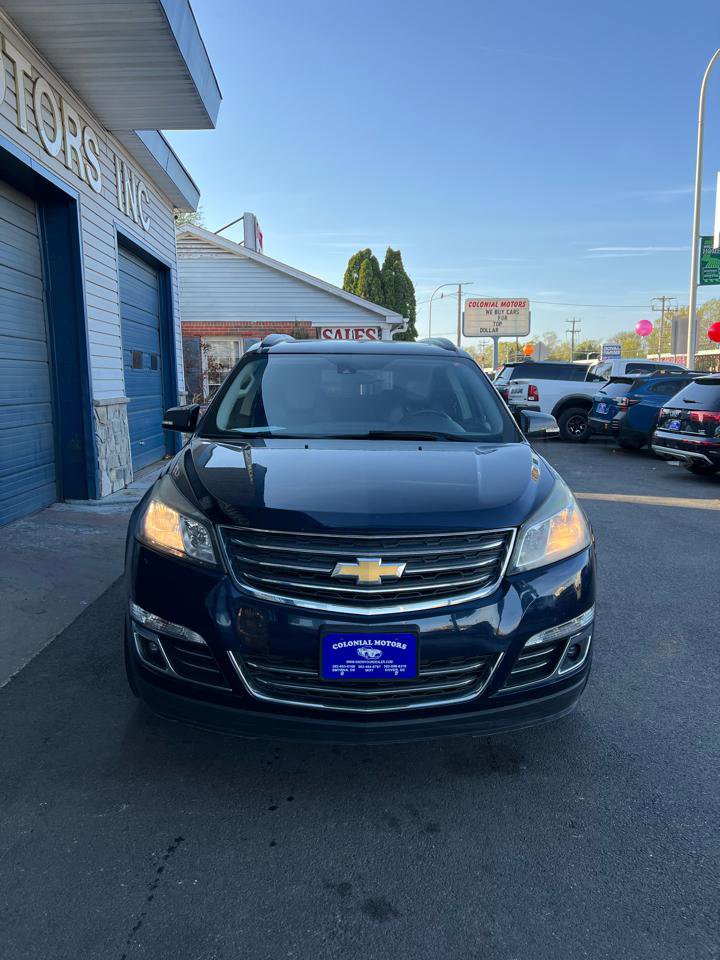 Used 2017 Chevrolet Traverse Premier FWD image 3