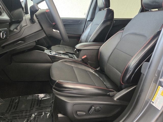 Used 2024 Ford Escape ST-Line w/ Tech Pack #1 AWD/4WD image 18