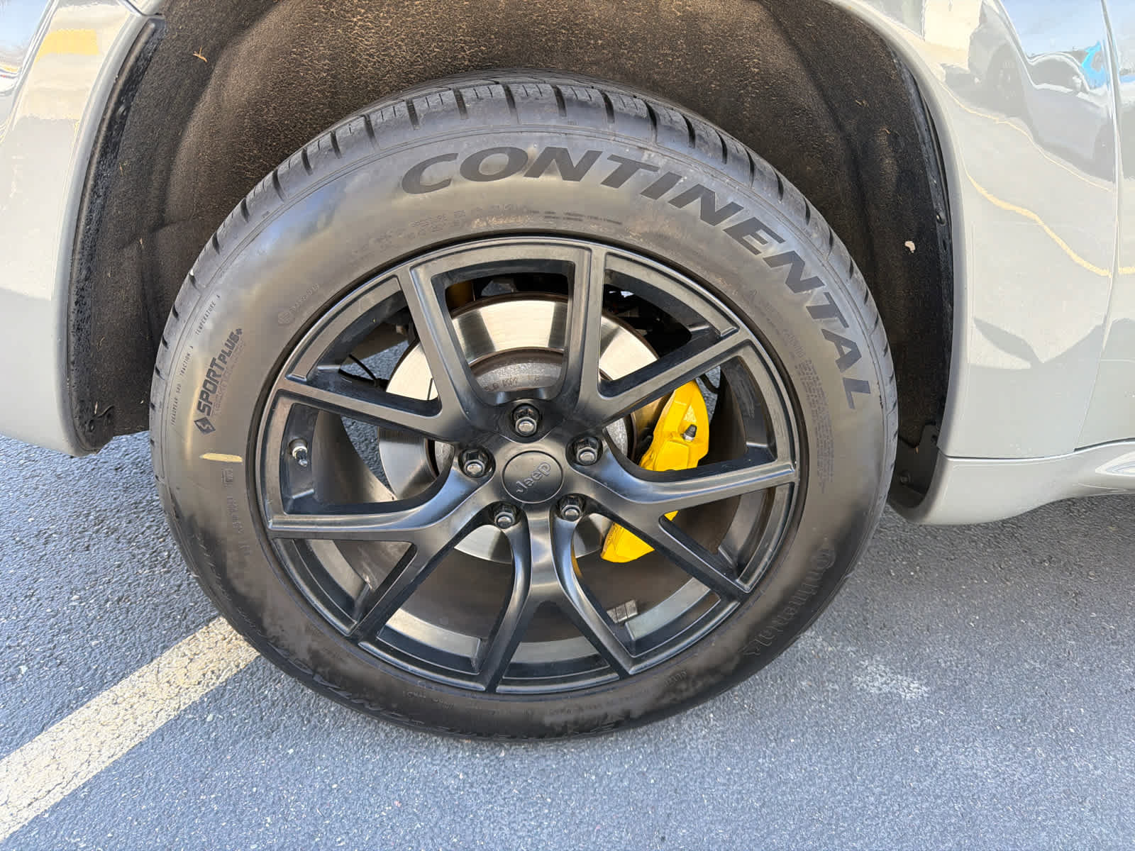 Used 2021 Jeep Grand Cherokee Trackhawk AWD/4WD image 9