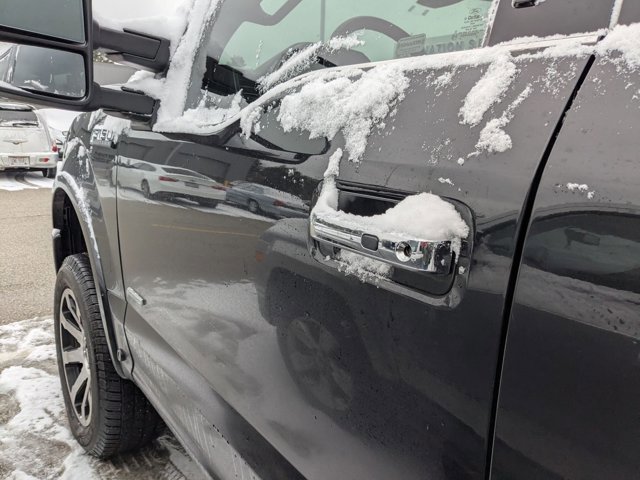 Used 2015 Ford F150 Platinum w/ Equipment Group 701A Luxury image 14