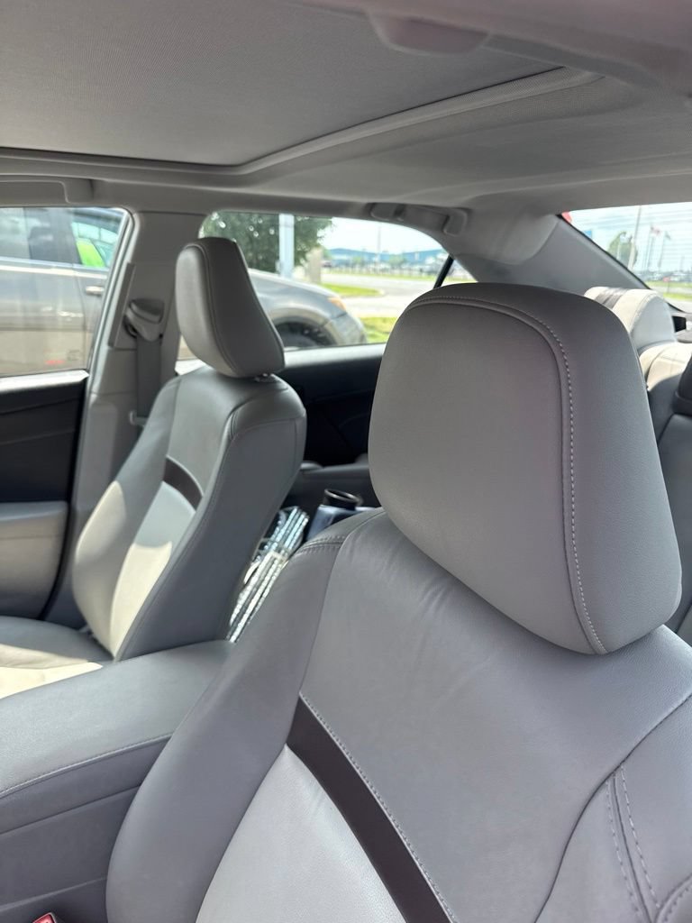 Used 2013 Toyota Camry XLE w/ Leather Pkg FWD image 8