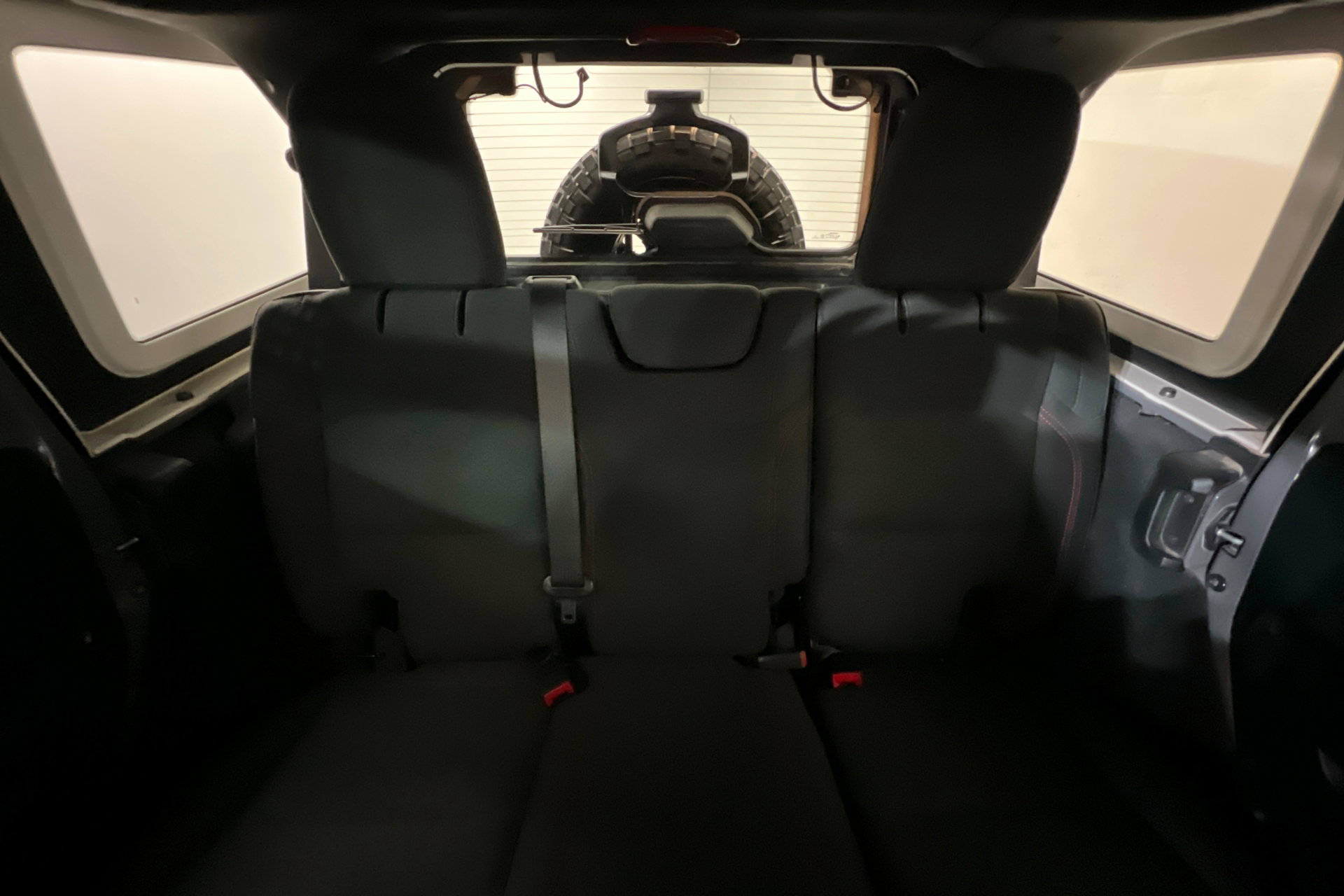 Used 2021 Jeep Wrangler Unlimited Rubicon image 25