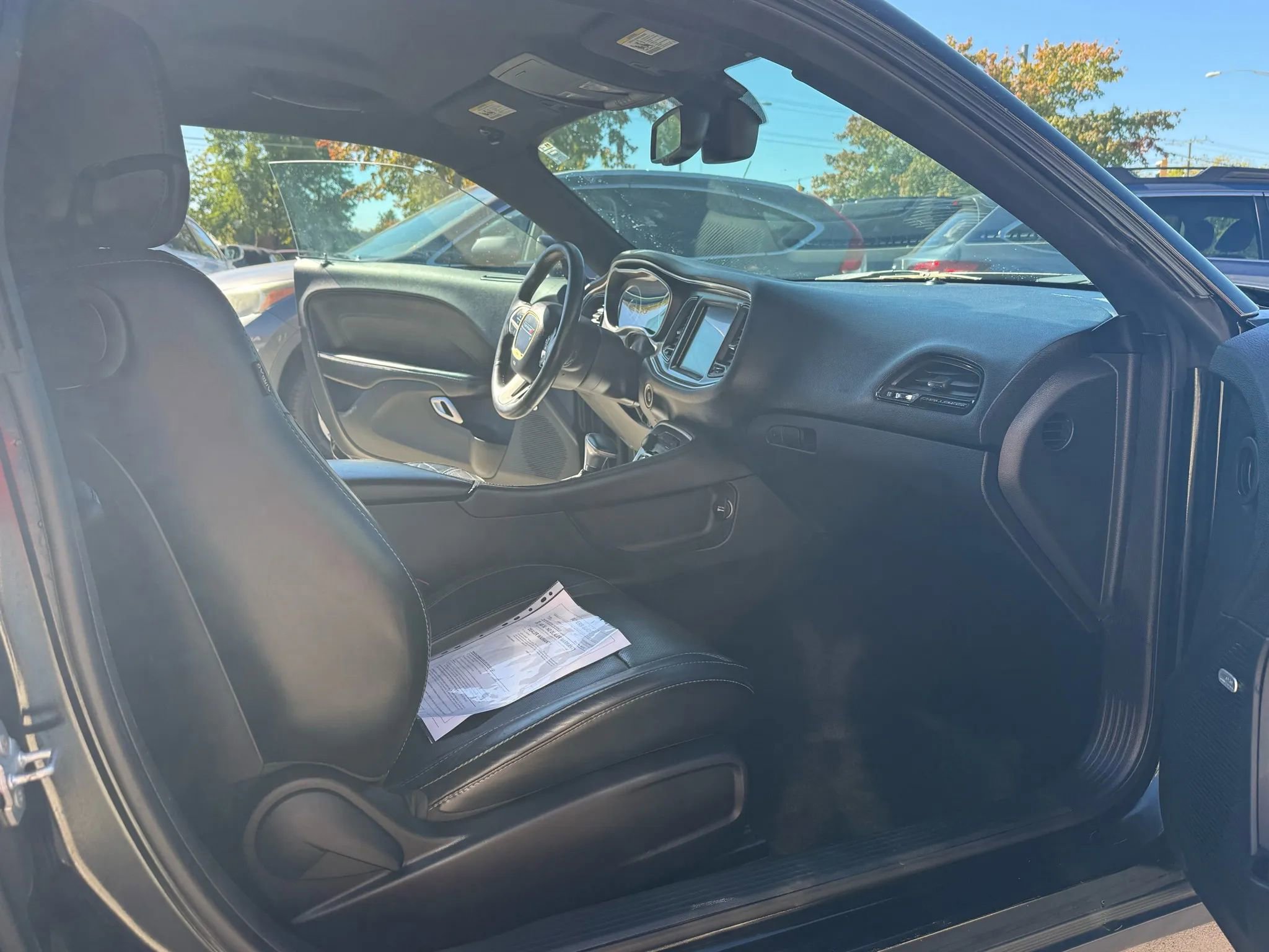 Used 2015 Dodge Challenger SXT Plus image 10