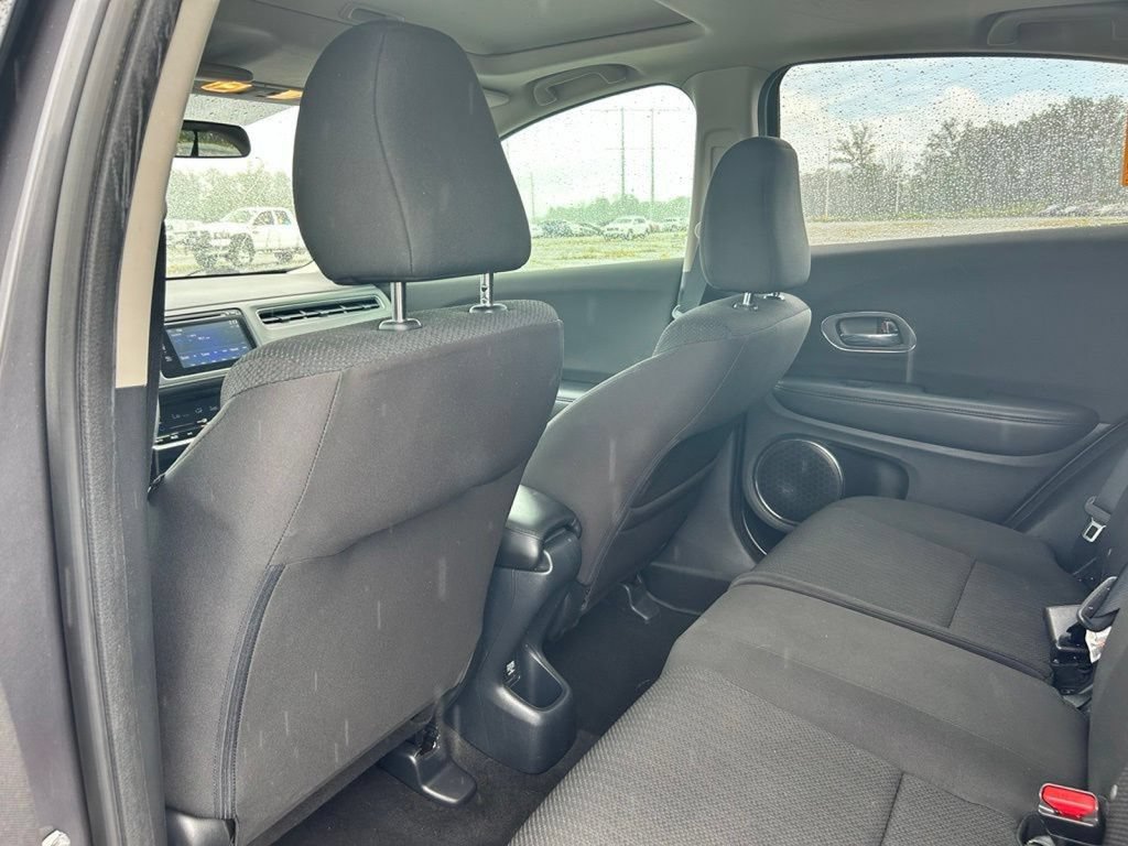 Used 2018 Honda HR-V EX image 10