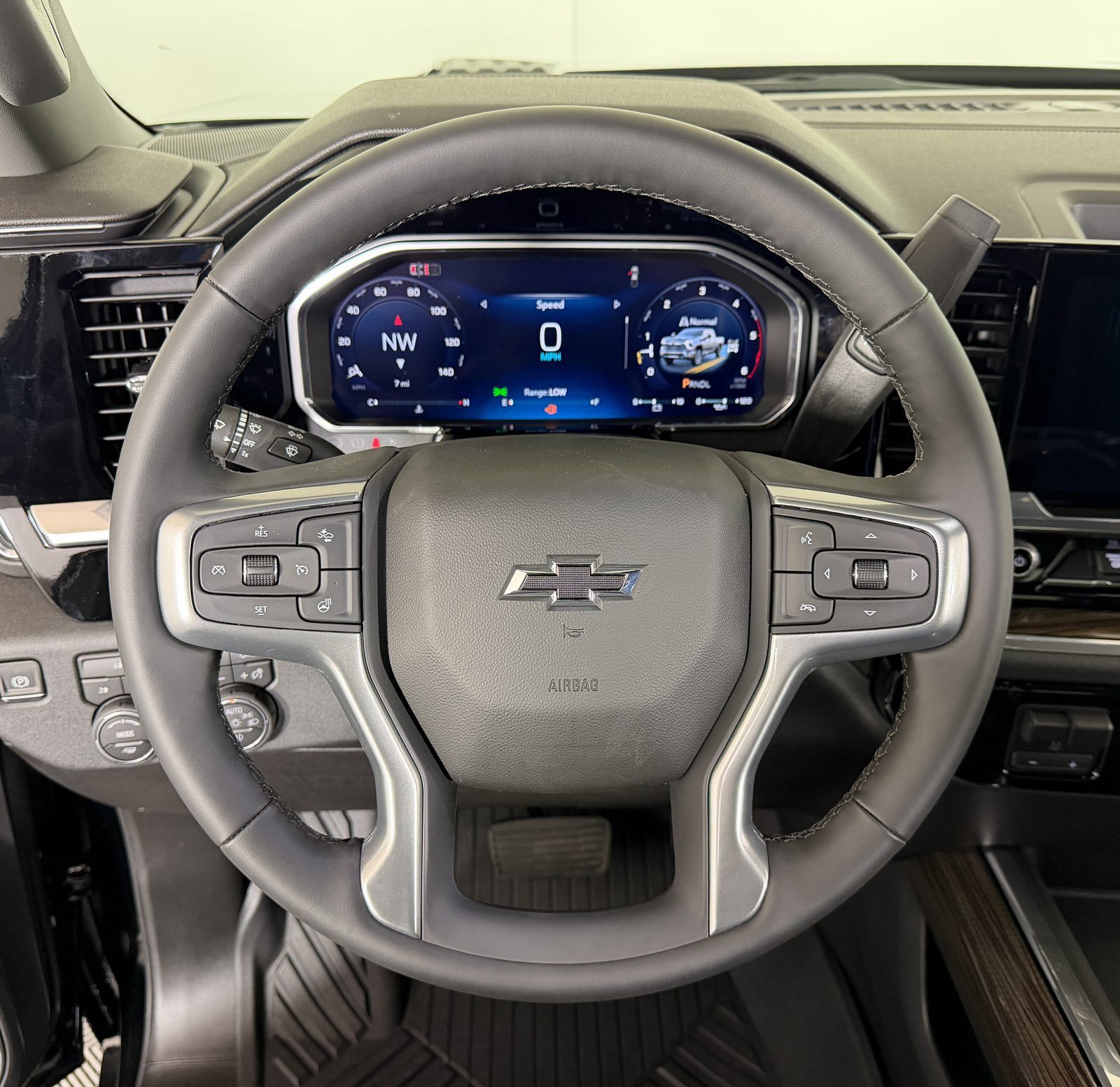 New 2026 Chevrolet Silverado 2500 LT image 9