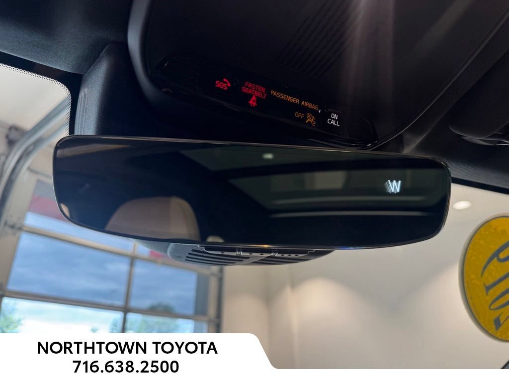 Used 2019 Volvo XC60 T5 Momentum w/ Multimedia Package AWD/4WD image 30