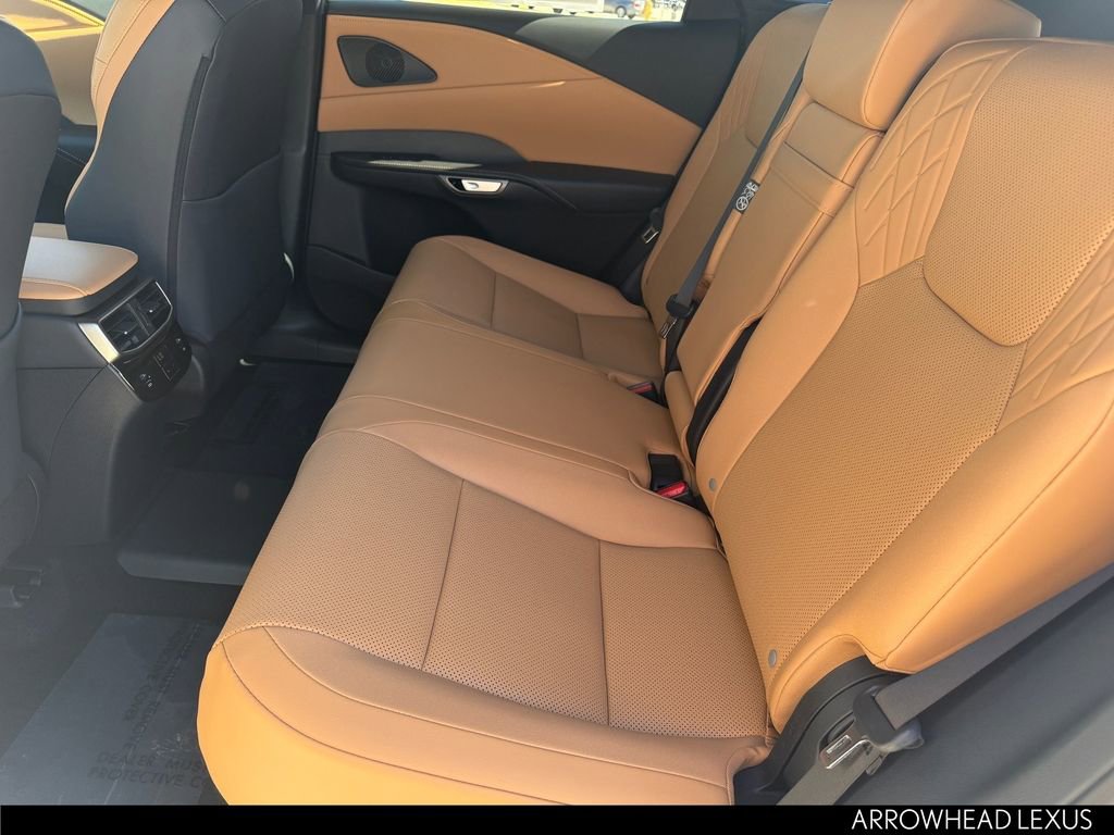 New 2026 Lexus RX 450h AWD image 24