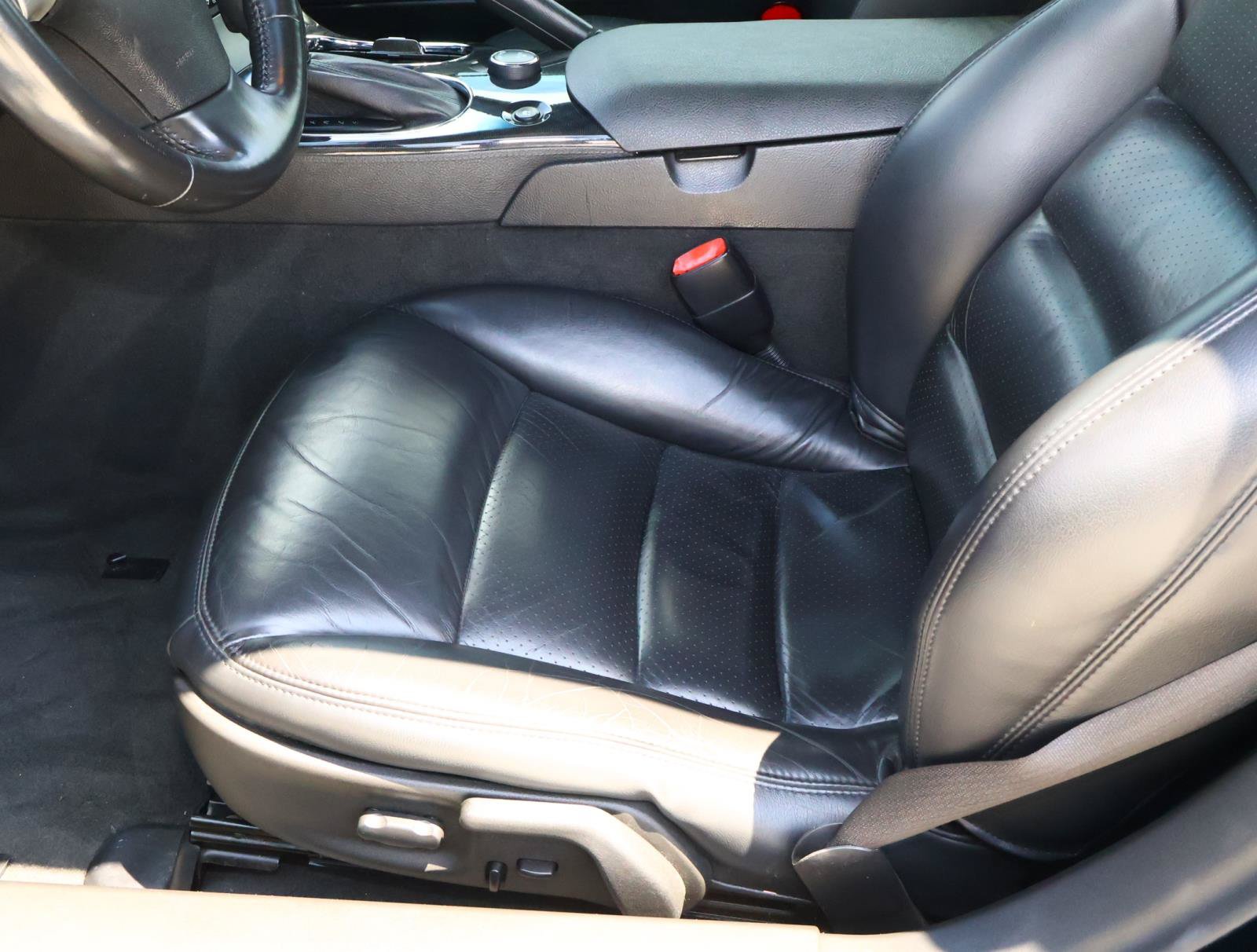 Used 2011 Chevrolet Corvette Grand Sport w/ Preferred Equipment Group RWD image 10