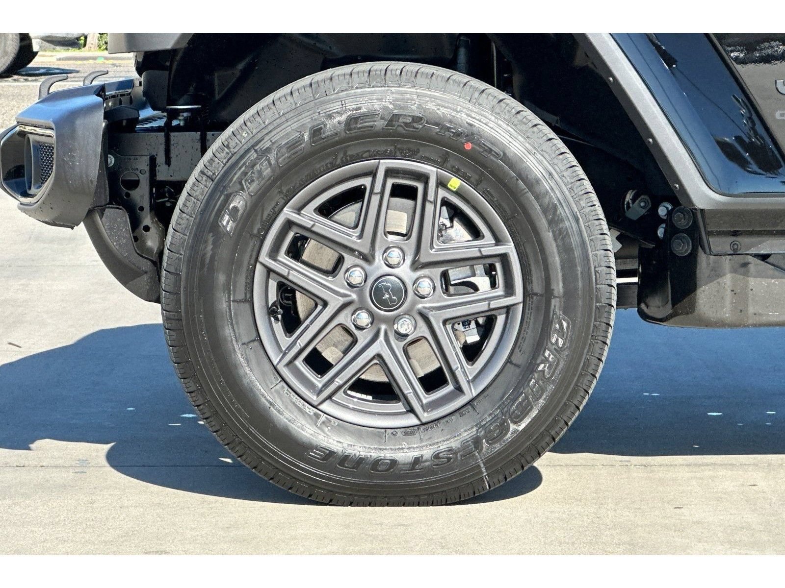 New 2026 Jeep Gladiator Sport AWD/4WD image 25