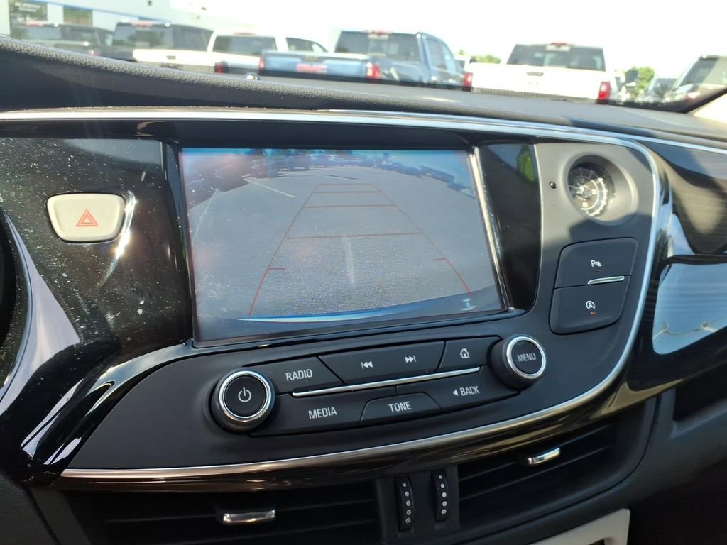Used 2020 Buick Envision Essence FWD image 19