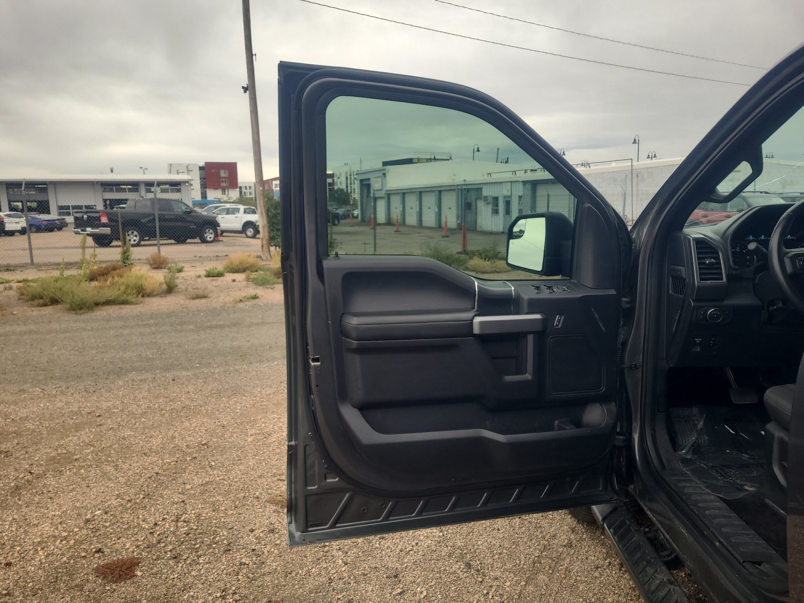 Used 2019 Ford F150 XLT w/ Equipment Group 302A Luxury AWD/4WD image 13