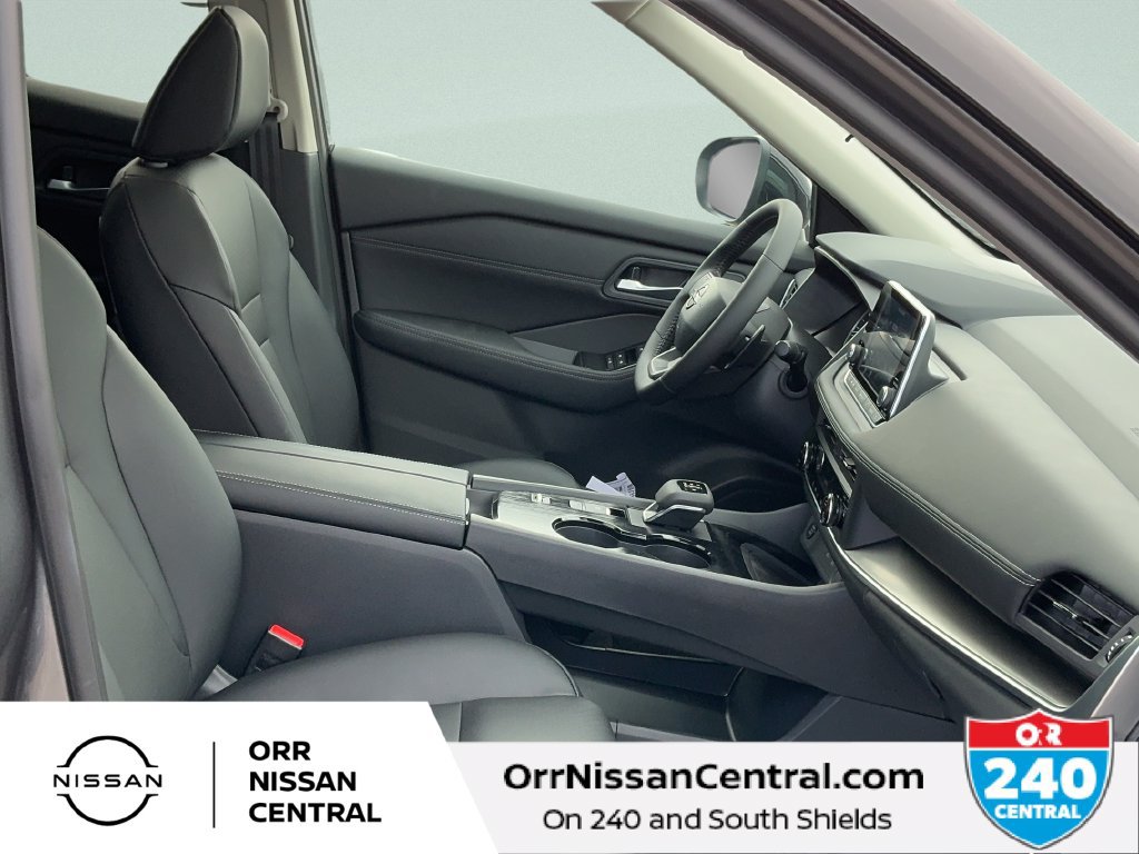 New 2027 Nissan Rogue Dark Armor FWD image 11