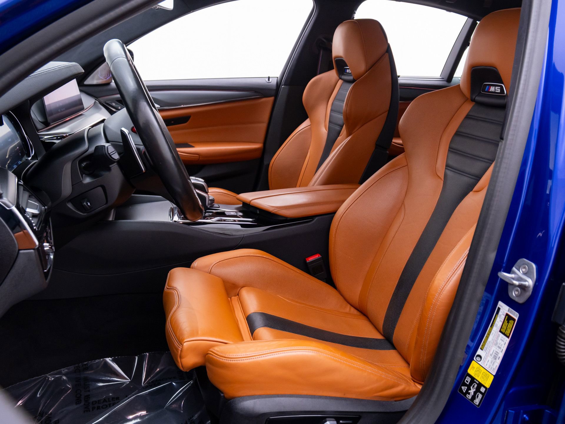 Used 2019 BMW M5 image 15